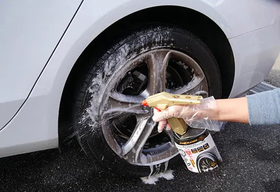 Soft99 DiGloss Kamitoré Wheel & Tire Cleaner (800ml) - BilligStyling