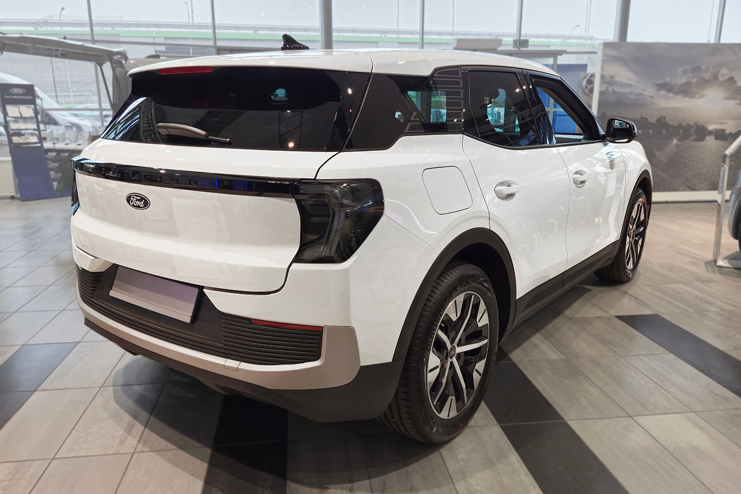 Læssekantbeskytter Ford Explorer EV 2024- Stål avisa