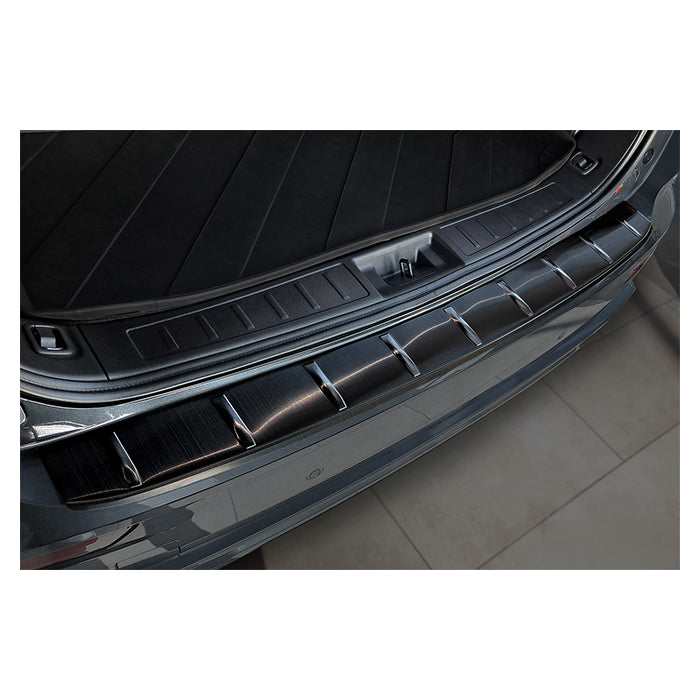 Læssekantbeskytter Mitsubishi Outlander IV 2025- Sort avisa