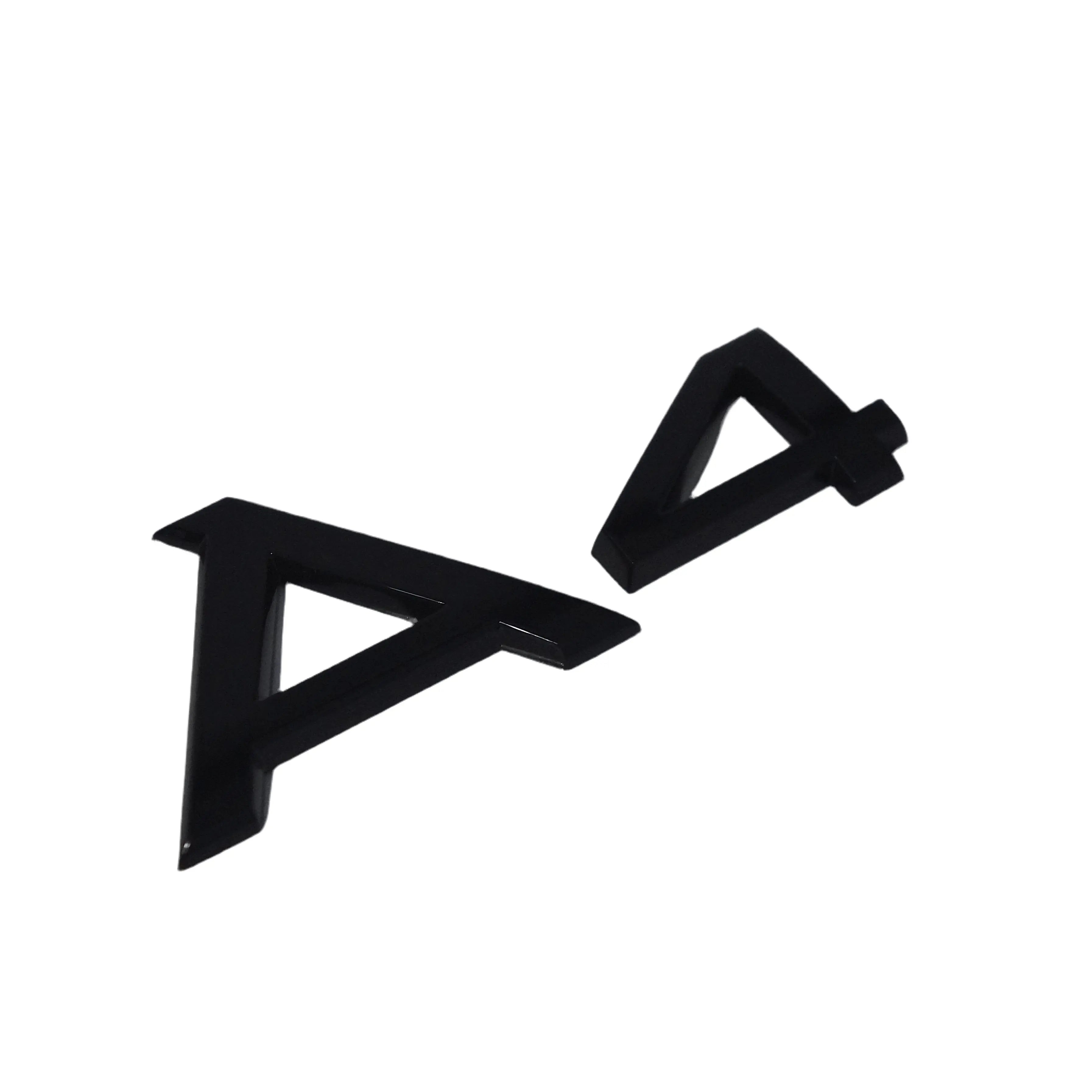 Audi A4 modelbetegnelse i sort - BilligStyling