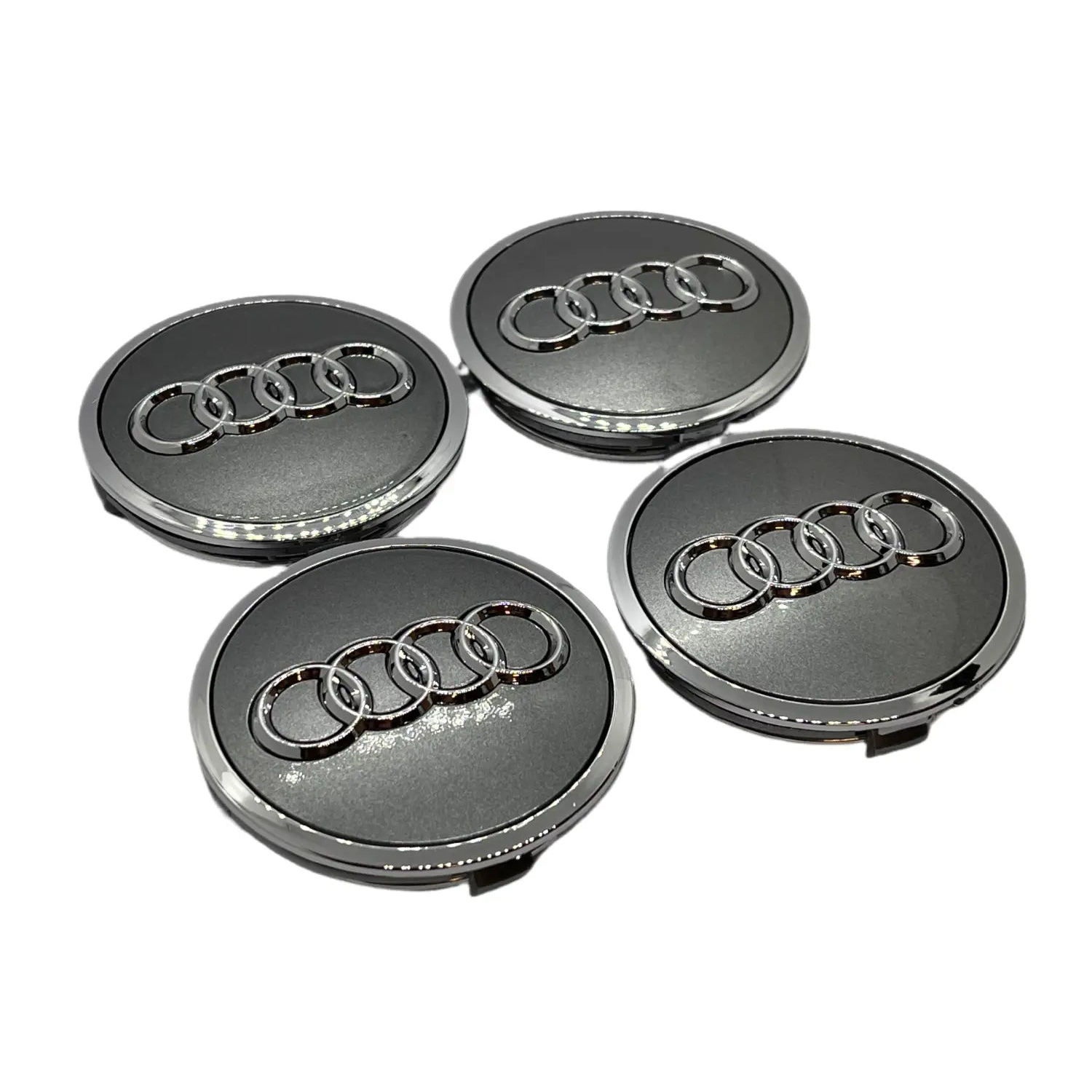 Audi centerkapsler i sølv/grå, sæt med 4 stk - 61/69 mm - BilligStyling