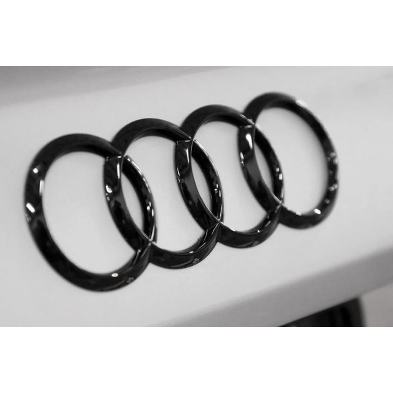Audi ringe i sort, Bag - BilligStyling