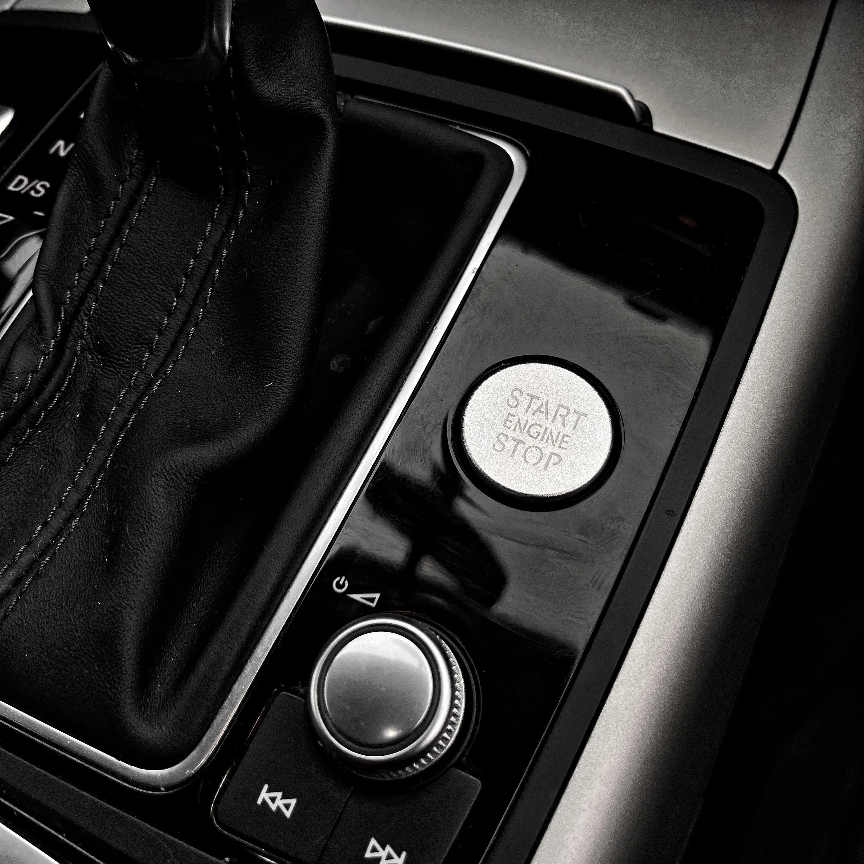 Audi start/stop knap - SØLV - BilligStyling