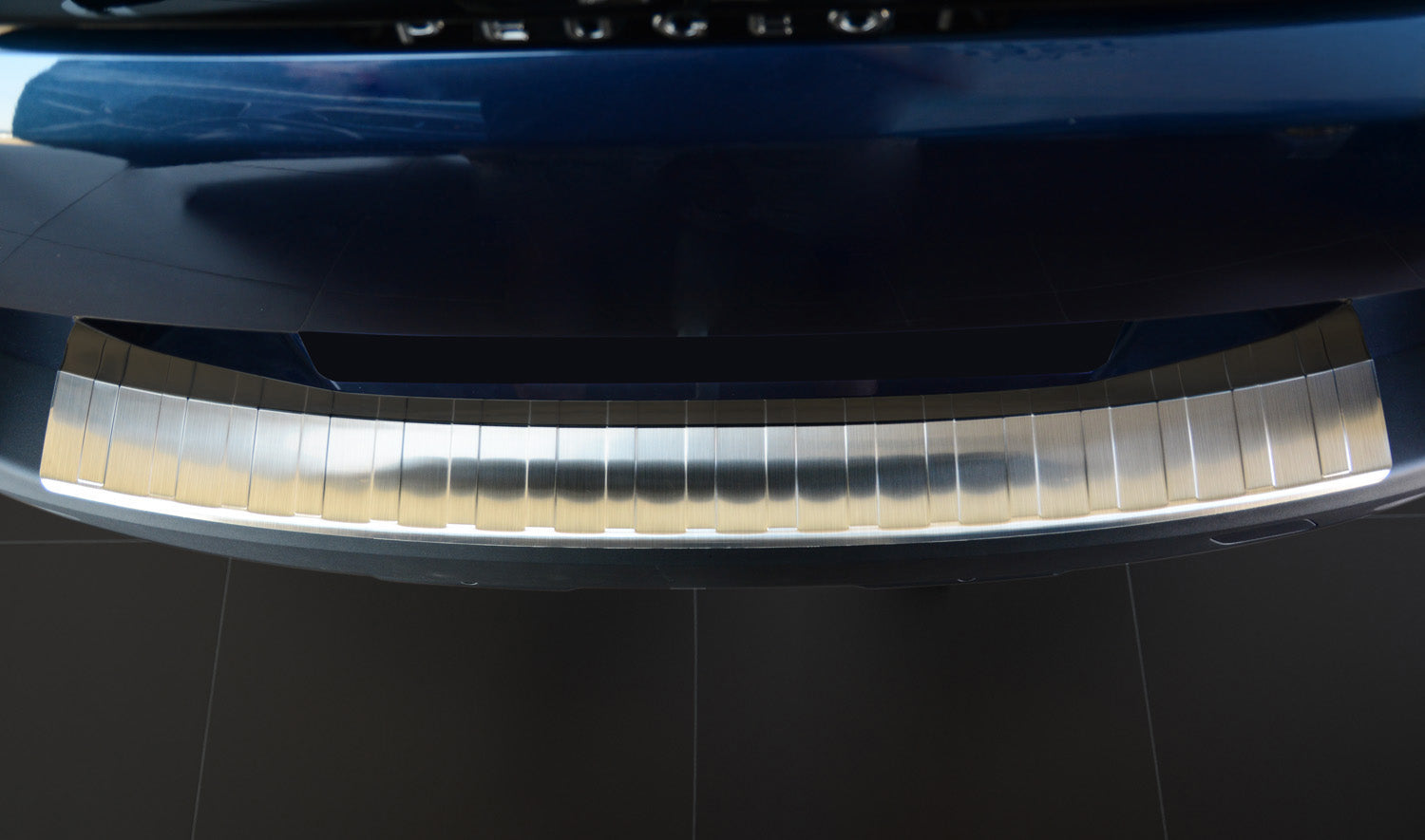 Læssekantbeskytter Peugeot 5008 II 2017-2024 - Stål avisa