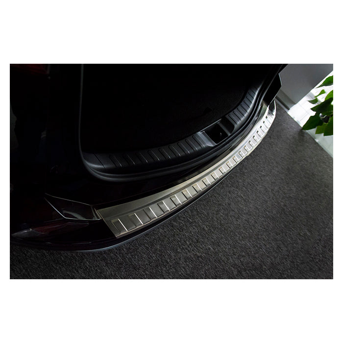Læssekantbeskytter Toyota RAV4 IV 02.2016-2018  Stål avisa